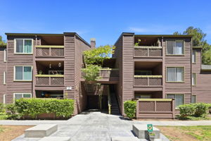 001_F8_1137 Yarwood Ct