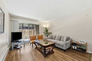 008_F8_1137 Yarwood Ct
