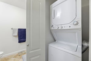027_F8_1137 Yarwood Ct