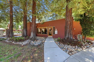 036_F8_1137 Yarwood Ct