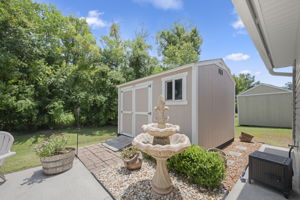  Photo 31