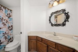 11379 Oak Knoll Dr, Fontana, CA 92337, USA Photo 14
