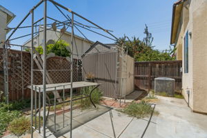  Photo 46