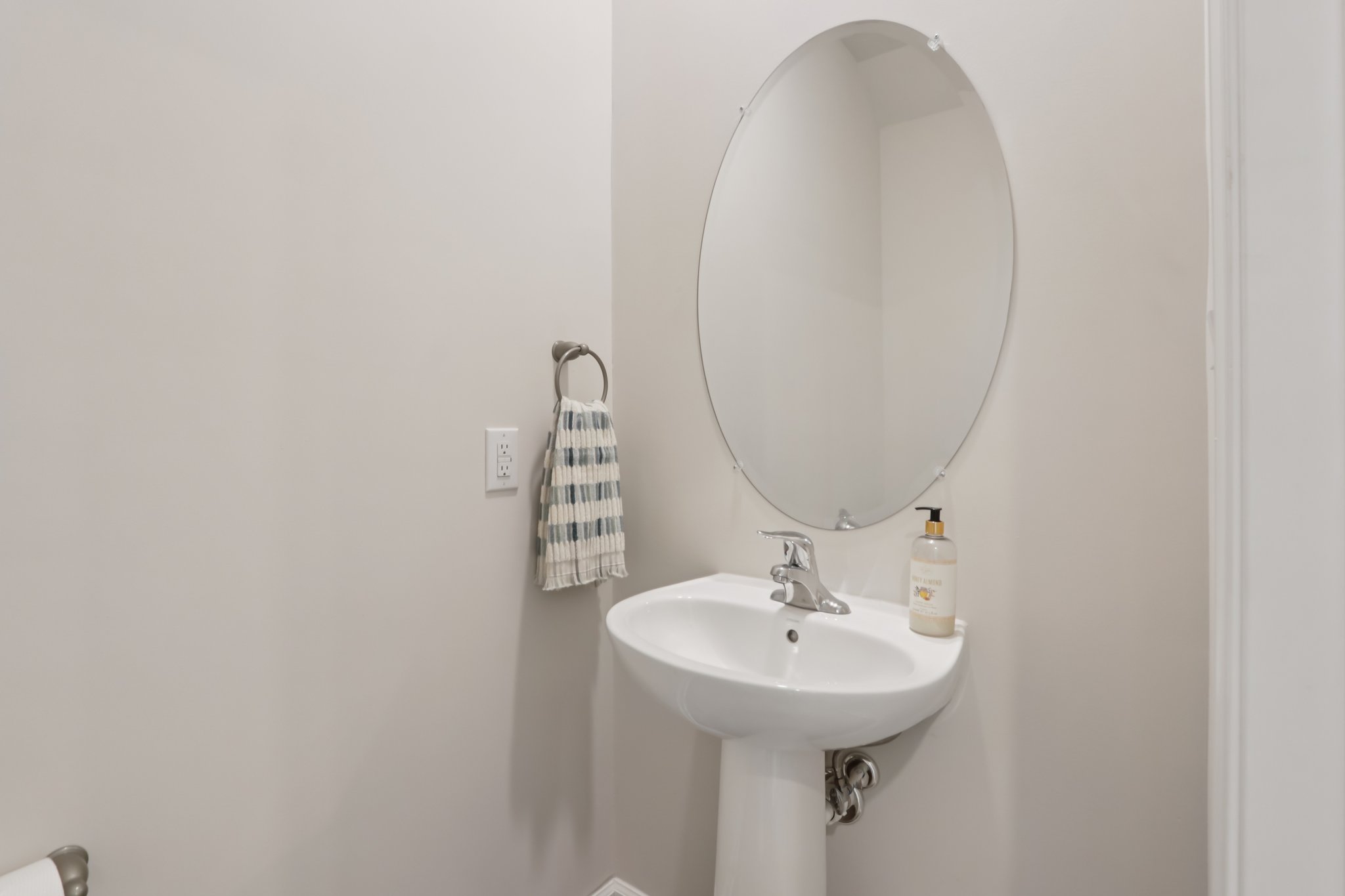 Martin Rd-S1702-024.jpg