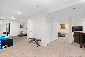  Photo 45
