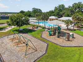 Oxford Oaks Amenities