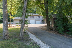  Photo 0