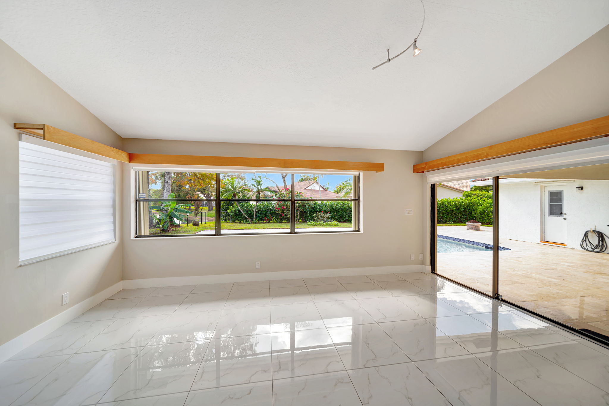 6300 S Falls Cir Dr #108, Lauderhill, FL 33319, US Photo 39