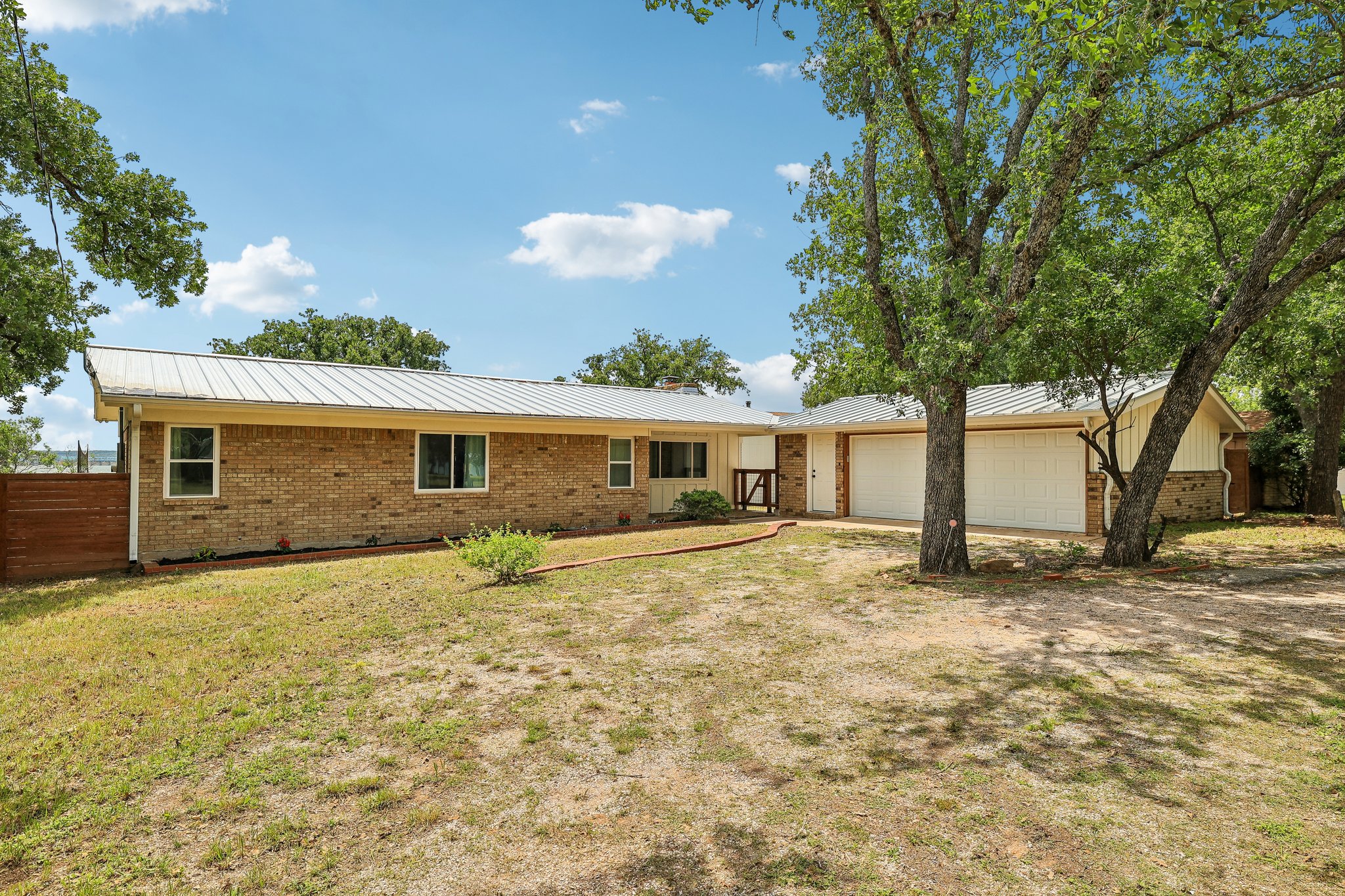 Agarita Dr-S0505-008.jpg