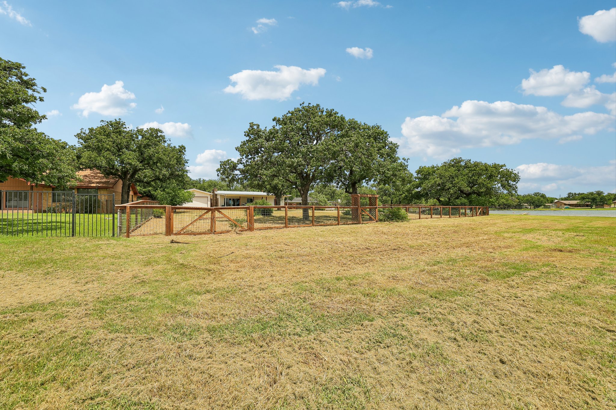 Agarita Dr-S0505-051.jpg