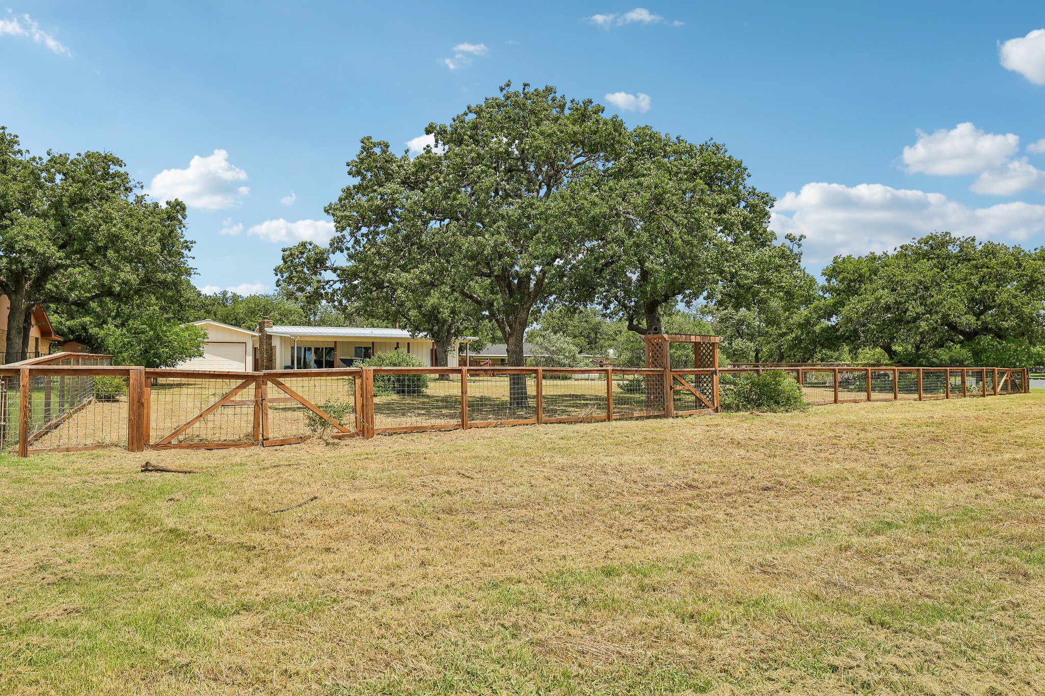 Agarita Dr-S0505-052.jpg