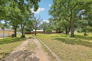 Agarita Dr-S0505-006.jpg