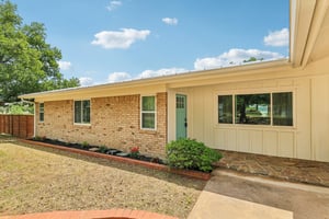 Agarita Dr-S0505-009.jpg