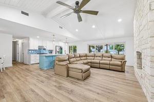 Agarita Dr-S0505-011.jpg