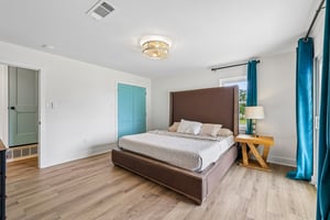 Agarita Dr-S0505-034.jpg