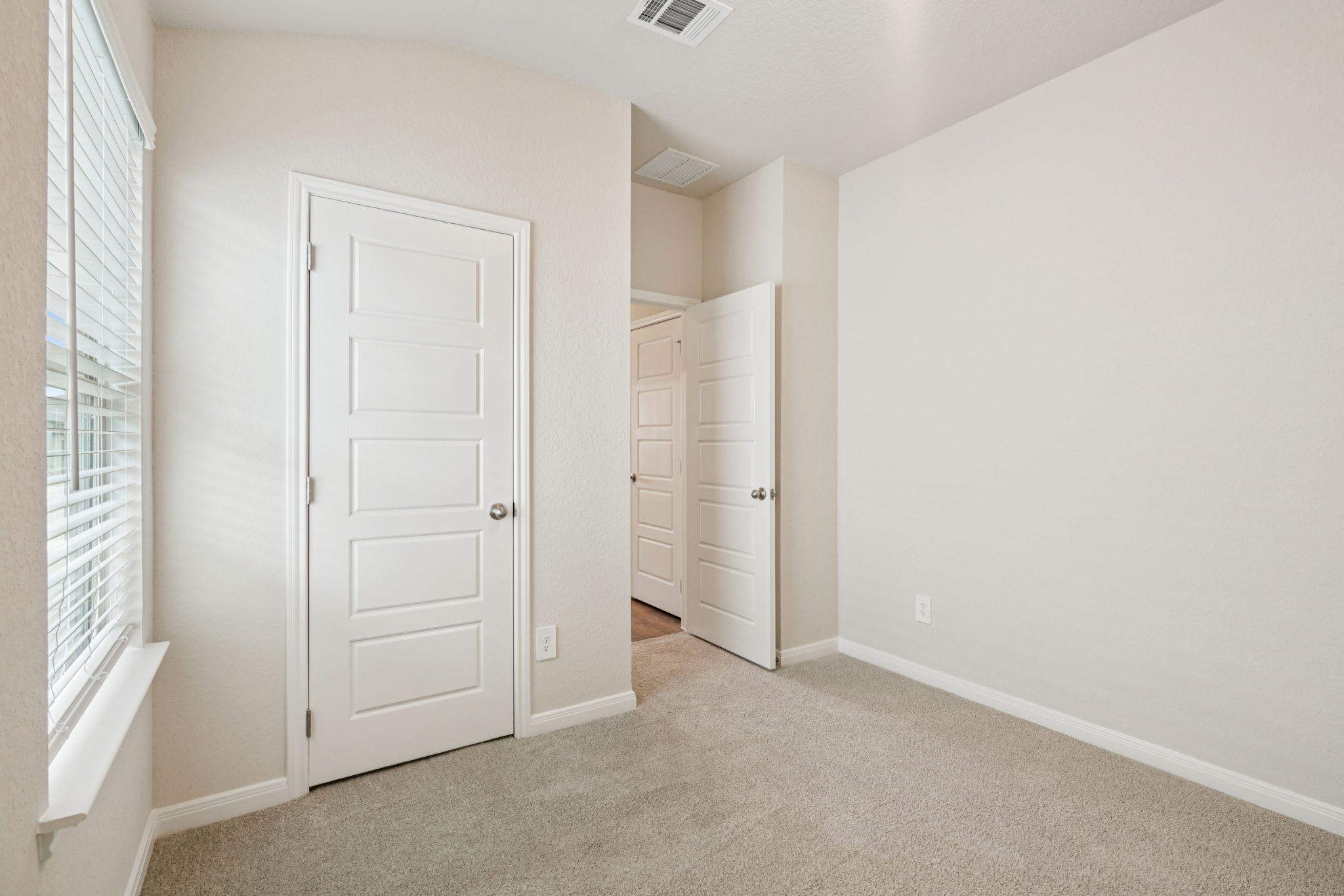 San Antonio - Legendary Trails - 114 Barton Point Schertz TX 78108 - 016