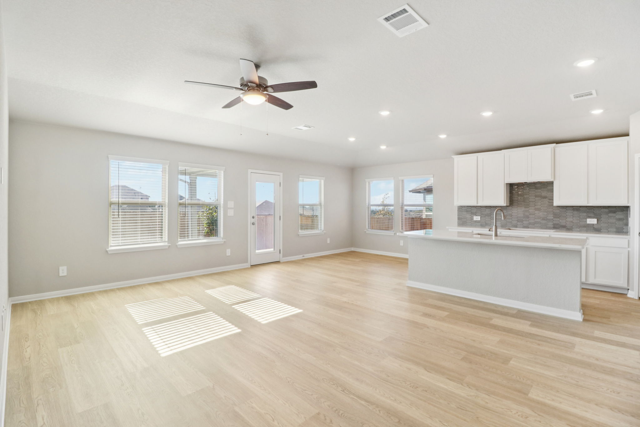 San Antonio East - Legendary Trails - 114 Dakota Ridge Schertz TX 78108 - 007