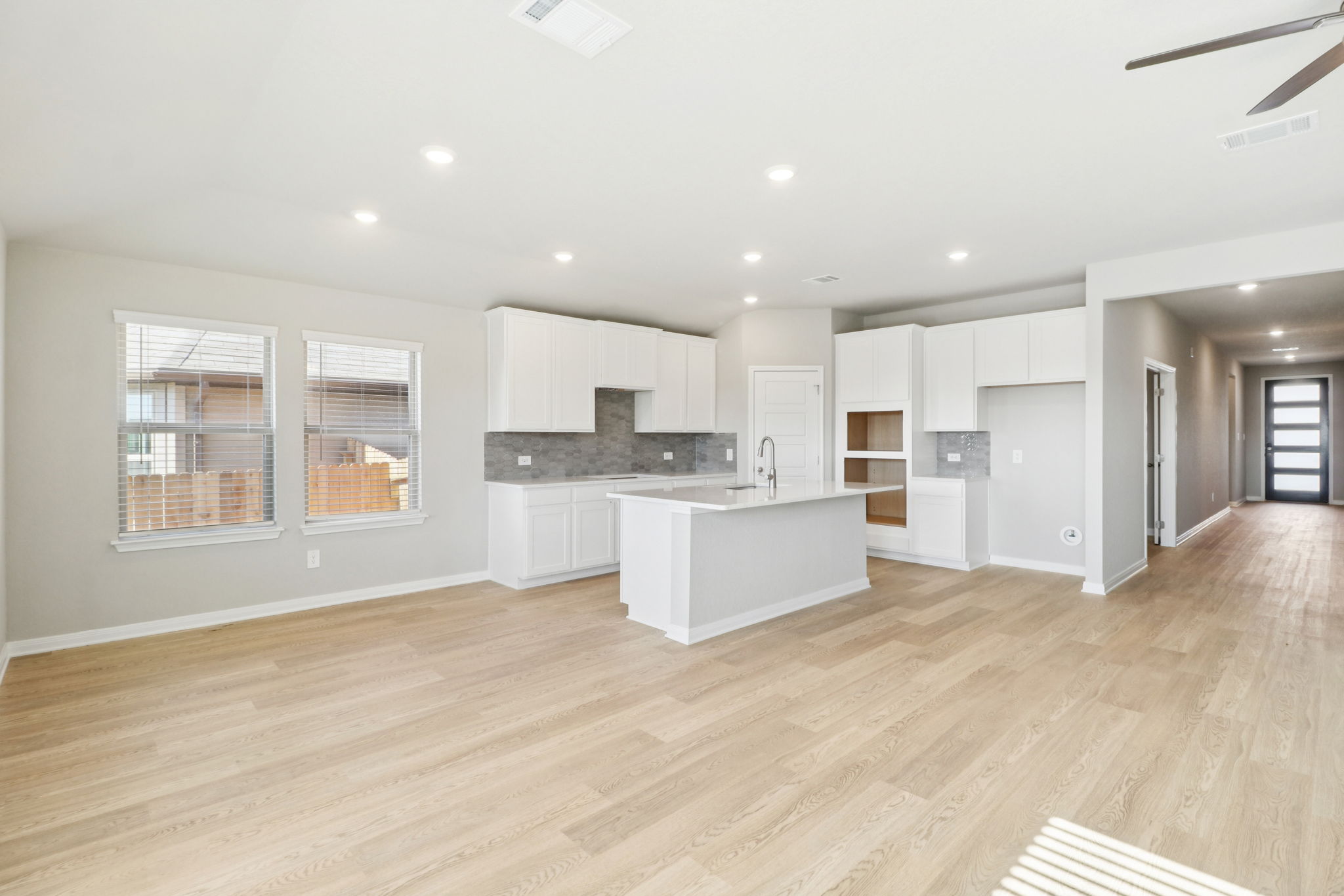 San Antonio East - Legendary Trails - 114 Dakota Ridge Schertz TX 78108 - 009