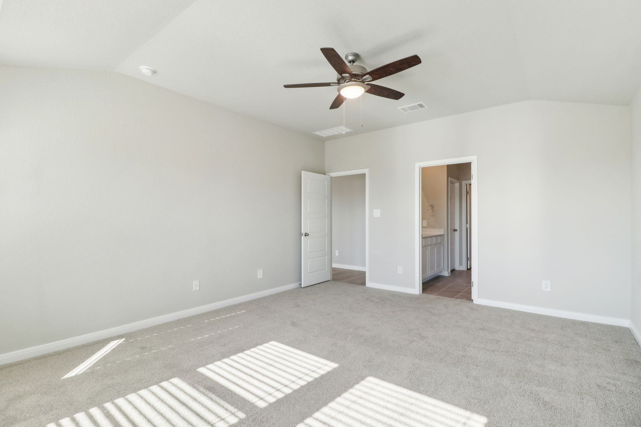 San Antonio East - Legendary Trails - 114 Dakota Ridge Schertz TX 78108 - 025