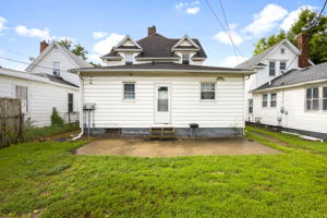 Back of House 114 E 8th