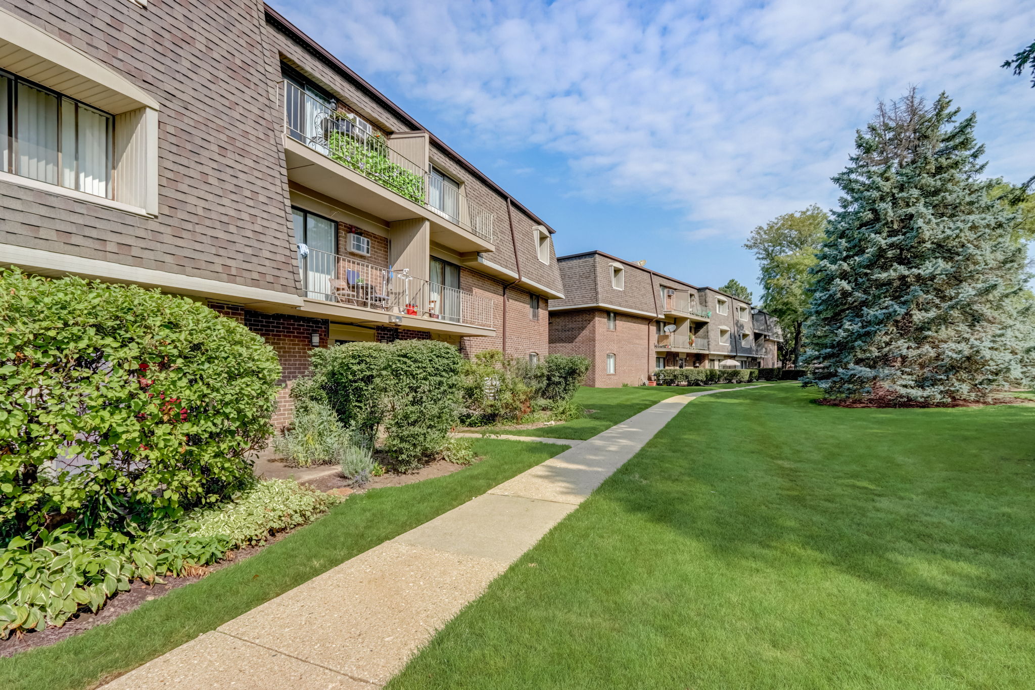 114 E Bailey Rd unit c, Naperville, IL 60565 | ShowingTime+ Listing ...