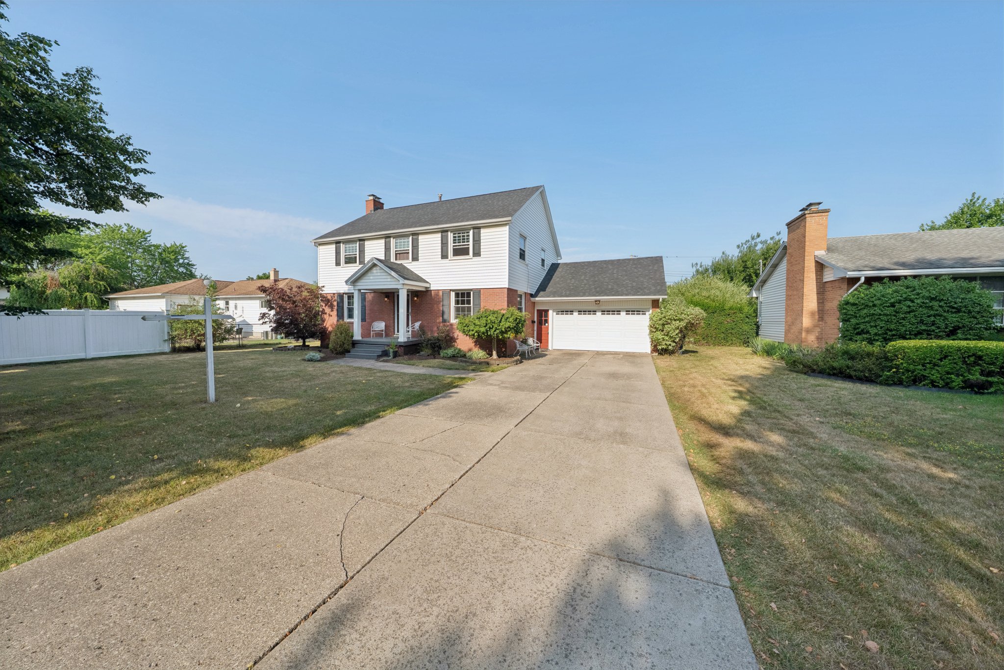 Fairways Blvd-S1008-003.jpg