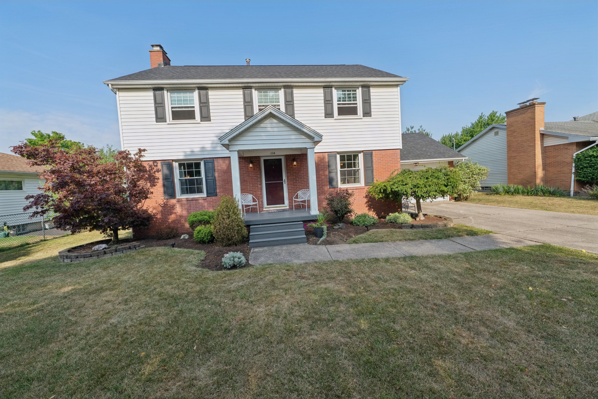 Fairways Blvd-S1008-004.jpg