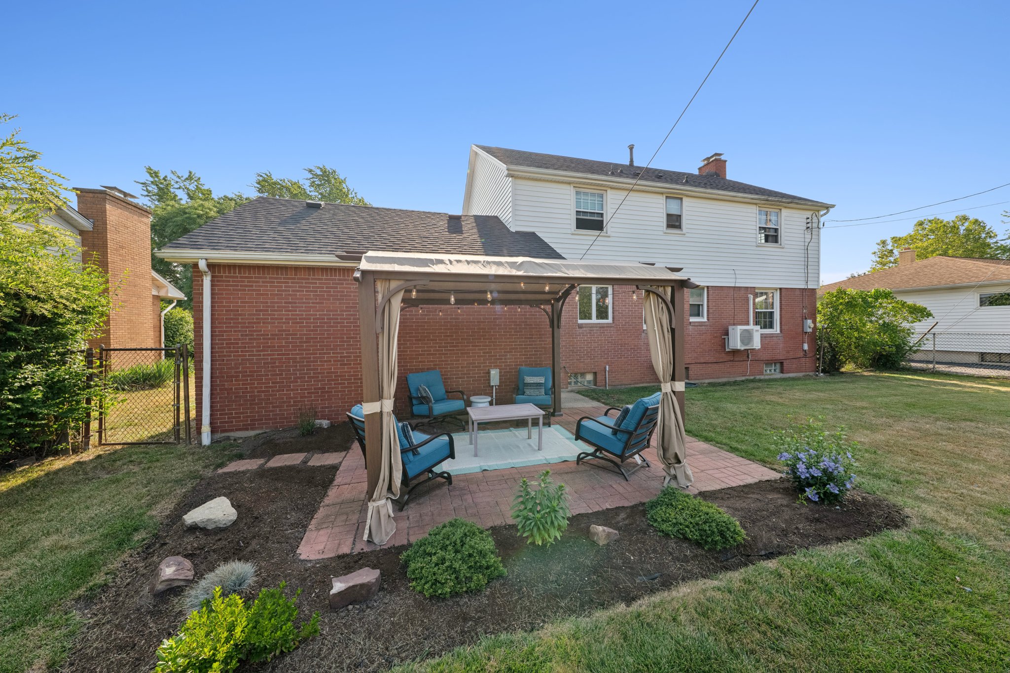 Fairways Blvd-S1008-078.jpg
