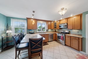 Fairways Blvd-S1008-031.jpg