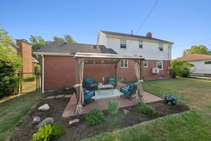Fairways Blvd-S1008-078.jpg