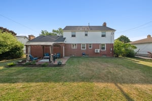 Fairways Blvd-S1008-079.jpg