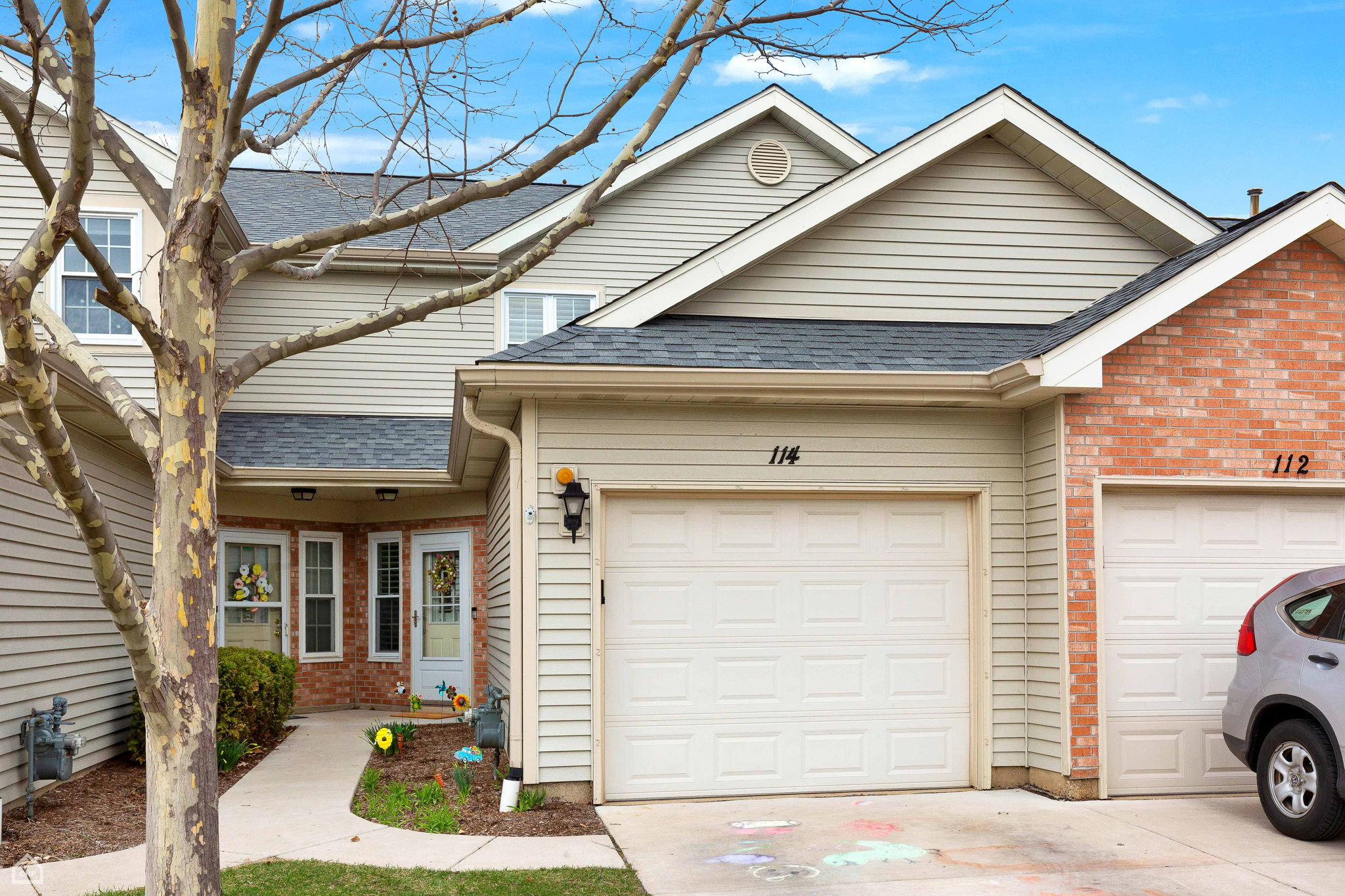 114 Golfview Dr_002
