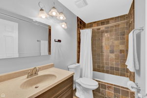 114 Golfview Dr_017