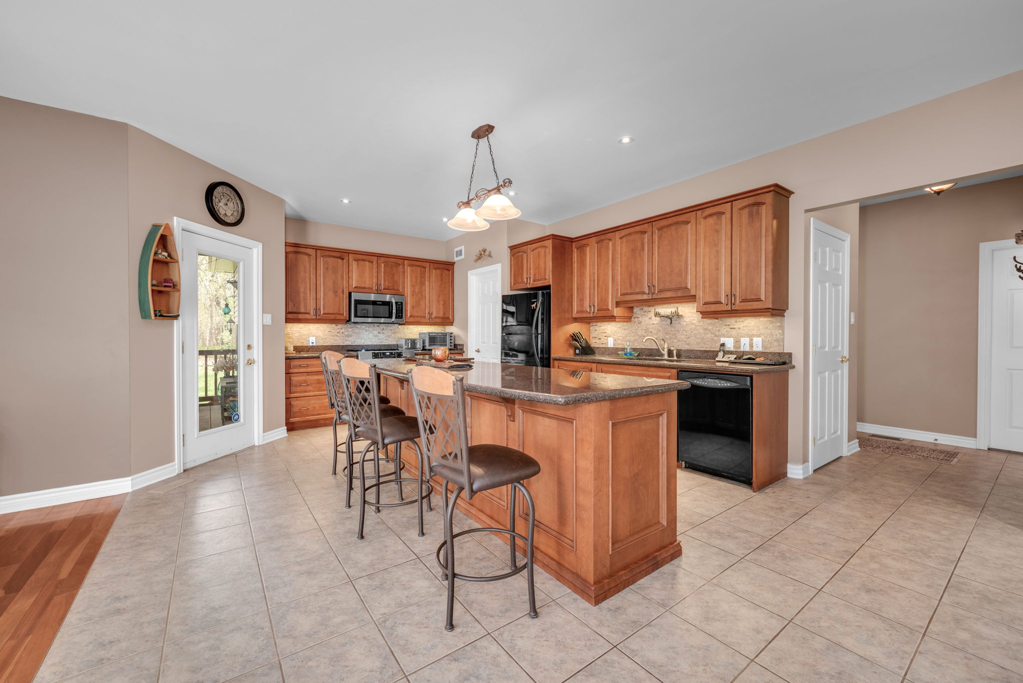  Photo 26