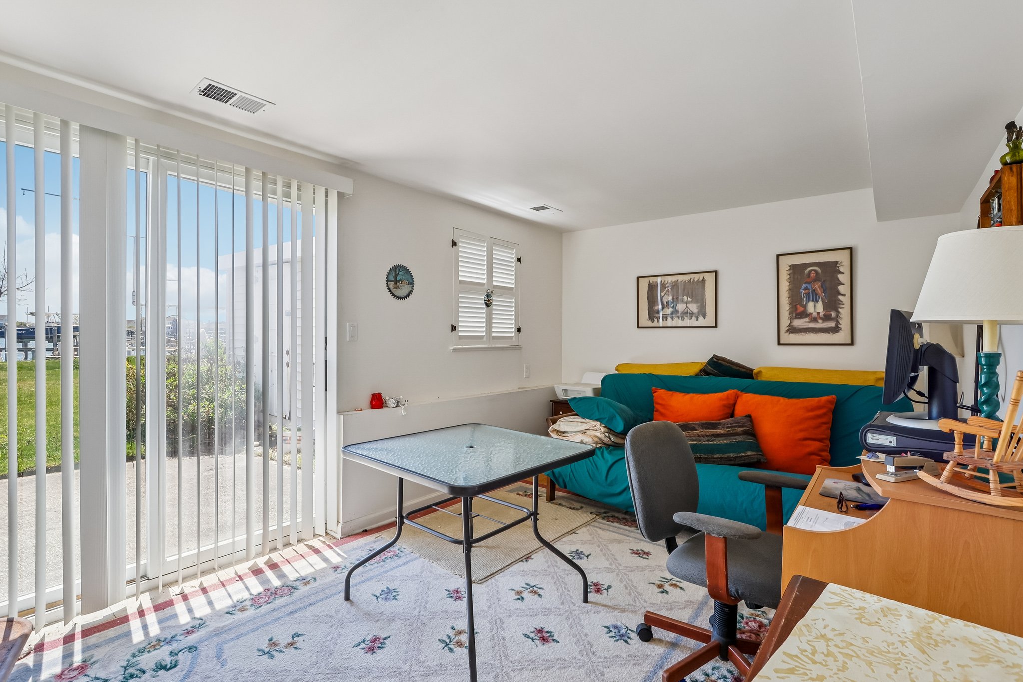 Harvard Ave-S2404-018.jpg