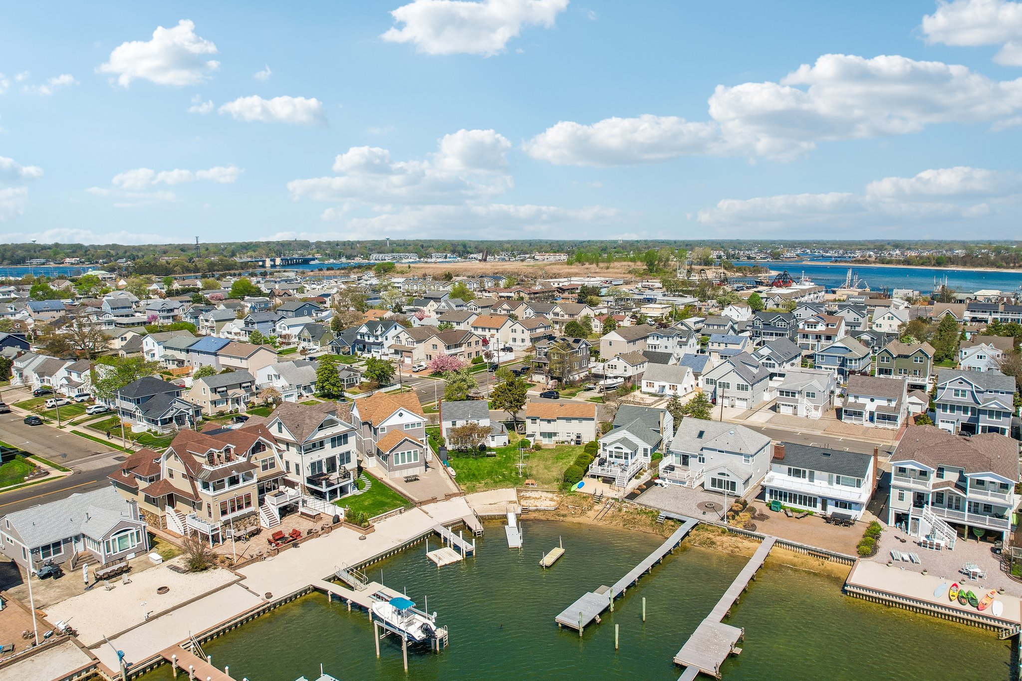 Harvard Ave-S2404-036.jpg