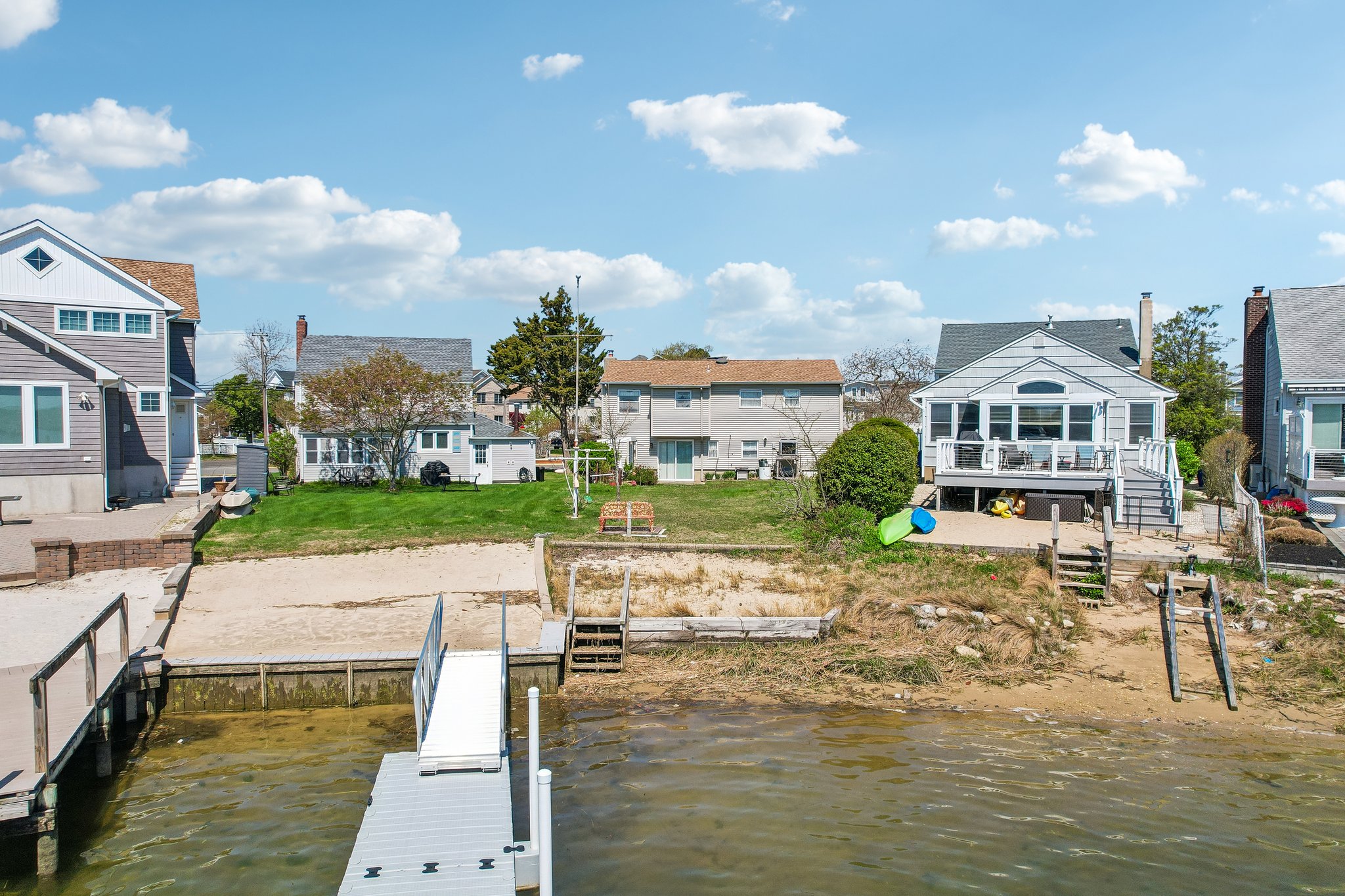 Harvard Ave-S2404-044.jpg