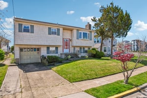 Harvard Ave-S2404-001.jpg