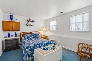 Harvard Ave-S2404-016.jpg