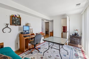 Harvard Ave-S2404-019.jpg