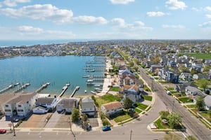 Harvard Ave-S2404-029.jpg