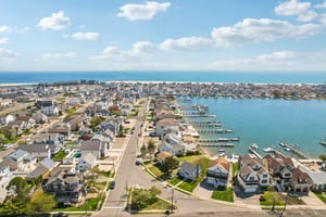 Harvard Ave-S2404-030.jpg