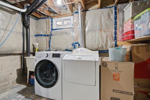  Photo 32