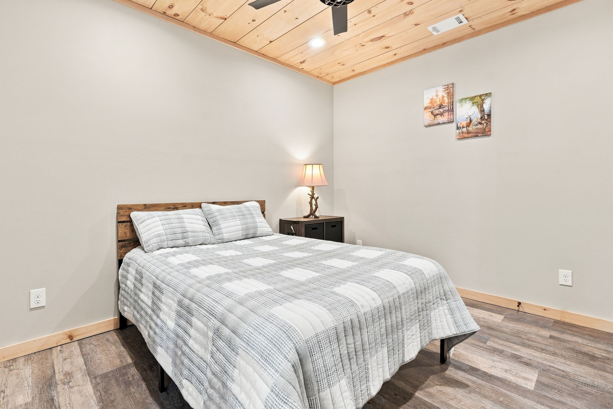 Guest Suite #2-Bedroom