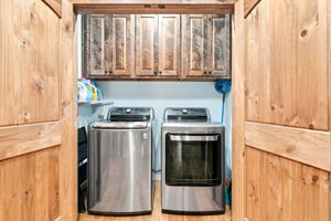 Main Level- Primary Laundry