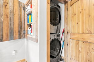 Guest Suite #2-Laundry