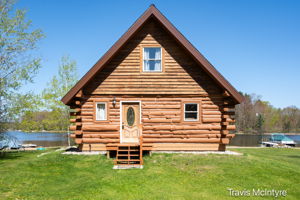  Photo 0