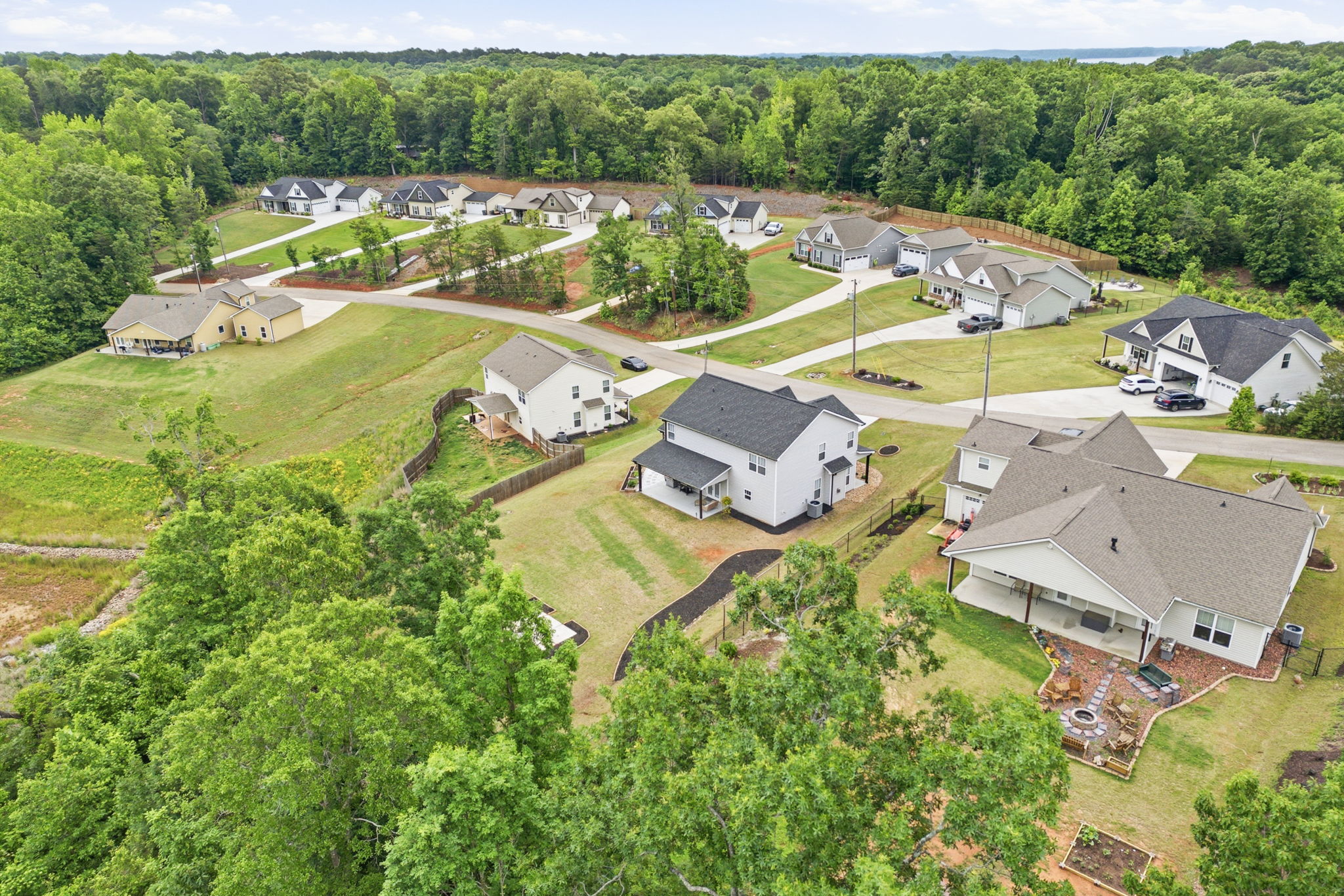  Photo 48