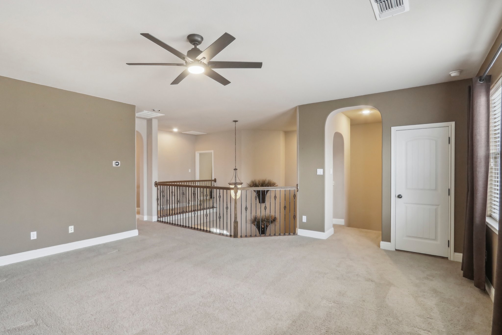 N Saddle Ridge Dr-044.jpg