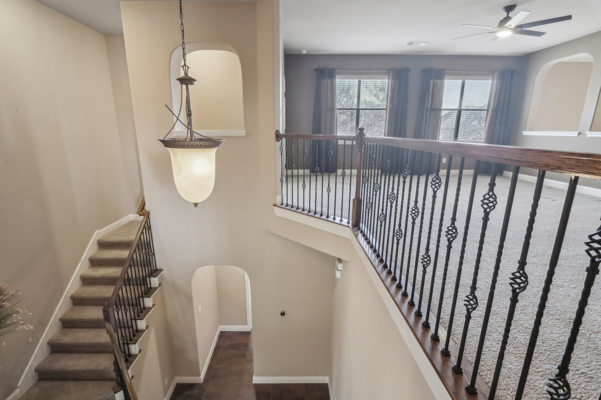 N Saddle Ridge Dr-045.jpg